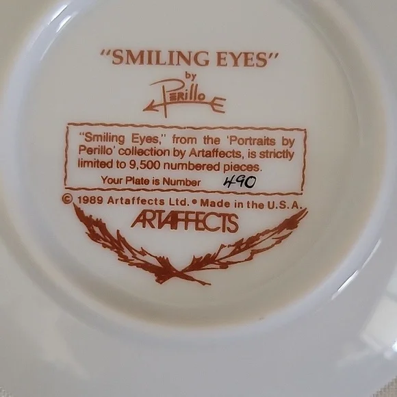 Smiling Eyes, Small Plate, By Perillo - Picture 4 of 5
